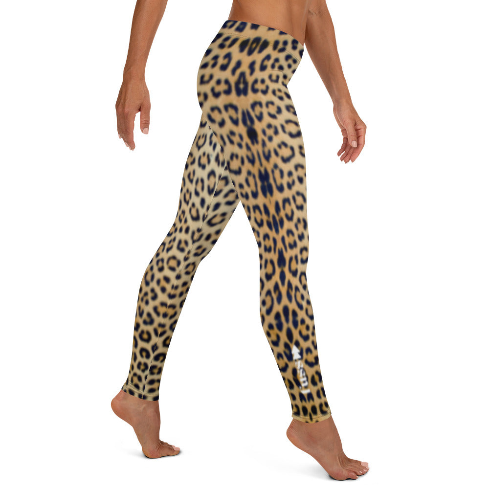 Women Set Leggings in Leopard