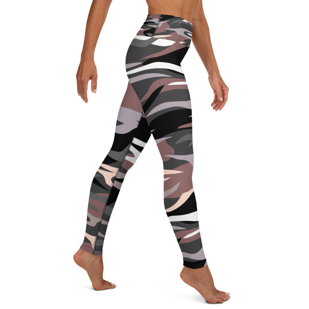 Women High-Rise Leggings Set in Camo