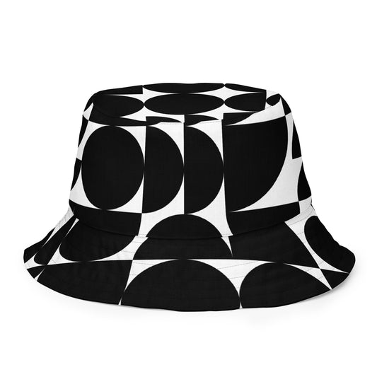 Reversible bucket hat in Marimeco